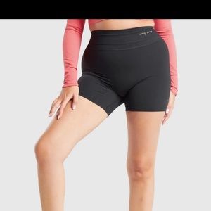 READ DESCRIPTION WHITNEY SHORTS